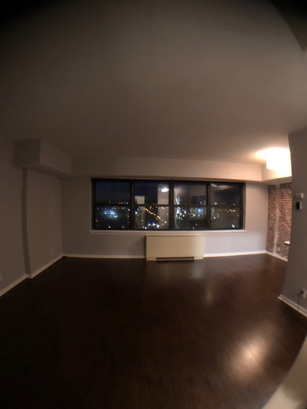 Passaic Apartment: 285 Aycrigg Ave