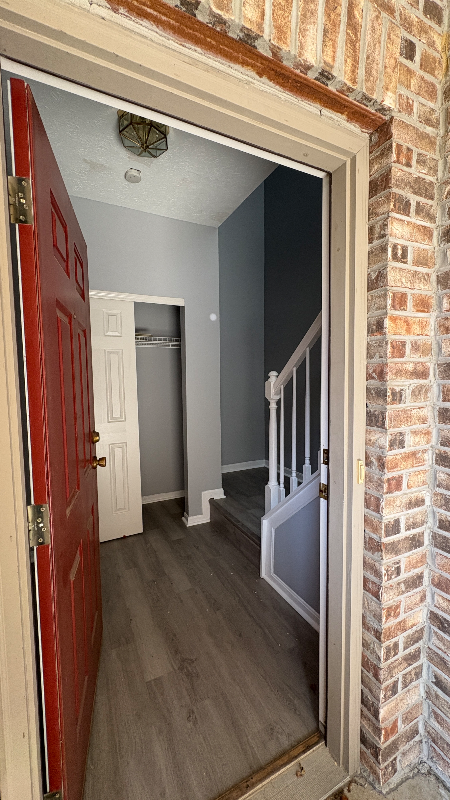 Mason Condo: 4676 Court Yard Dr