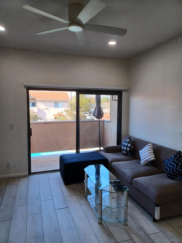 San Fernando Condo: 10943 Laurel Canyon Blvd