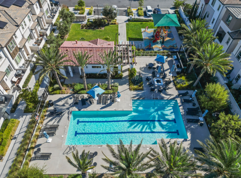 Simi Valley House: 2425 Little Rock Lane