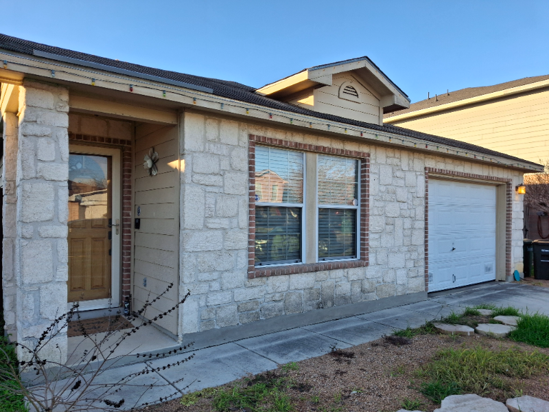 San Antonio House: 2014 Mission Eagle