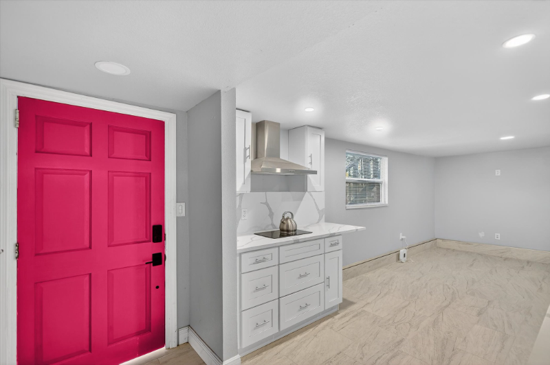 Orlando House: 917 1/2 Mack Ave