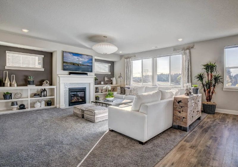 Hillsboro House: 5039 SE 83rd Avenue