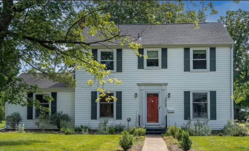 Columbus House: 2405 Sycamore Street