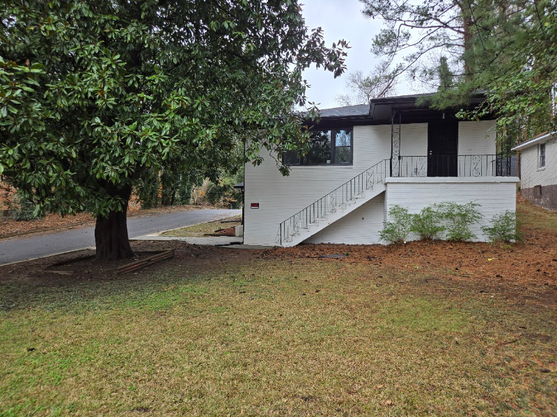 Atlanta House: 175 Holly Rd NW