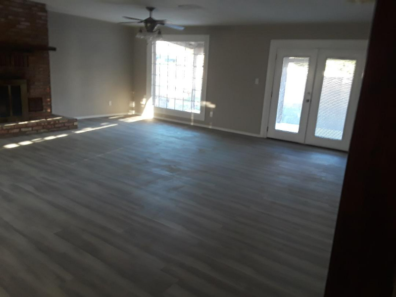 Glendale House: 4852 W Frier Drive