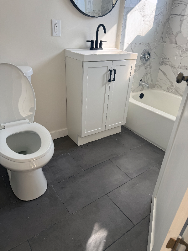 Los Angeles Multiplex: 3623 1/2 S Sepulveda BLVD