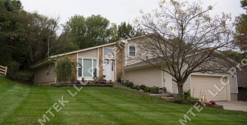 Fairfield House: 8 Pinehurst Ct