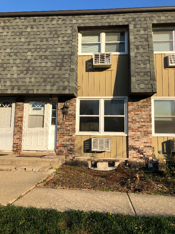 Grayslake Condo: 33609 N Evergreen Dr