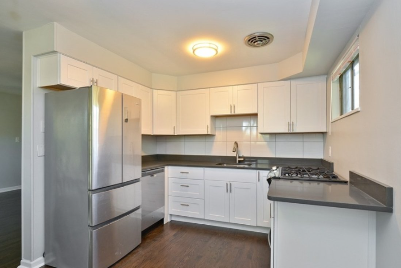 Deerfield Multiplex: 1141 Waukegan Road