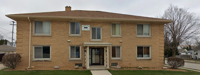 West Allis Apartment: 9104 W Lincoln