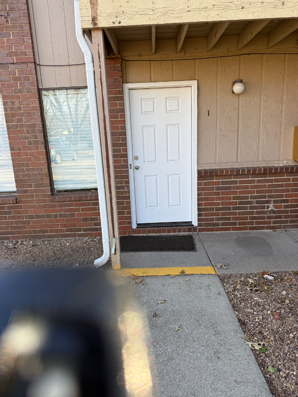 Wichita Apartment: 620 S Mt Carmel