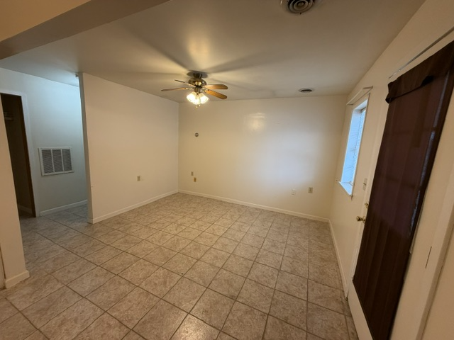 Republic Apartment: 208 Washington St