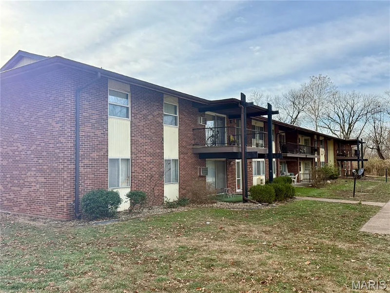 Hazelwood Condo: 7601 Hazelcrest dr