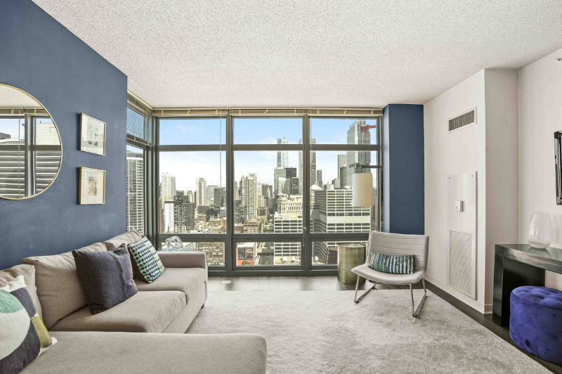 Chicago Condo: 541 W Kinzie St