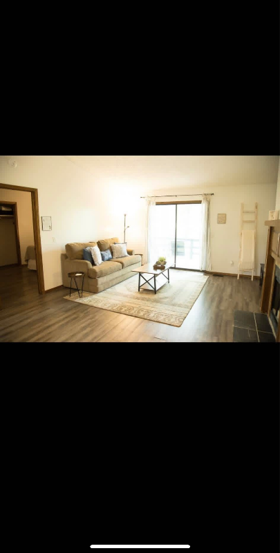 Holiday Island Multiplex: 6 Rancho Vista Lane