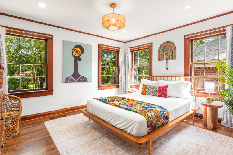 Atlanta House: 949 Victory Drive SW