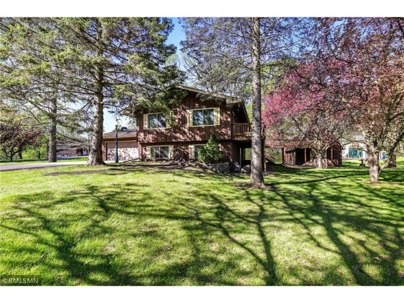 Chaska House: 5150 Kreekwood Rd