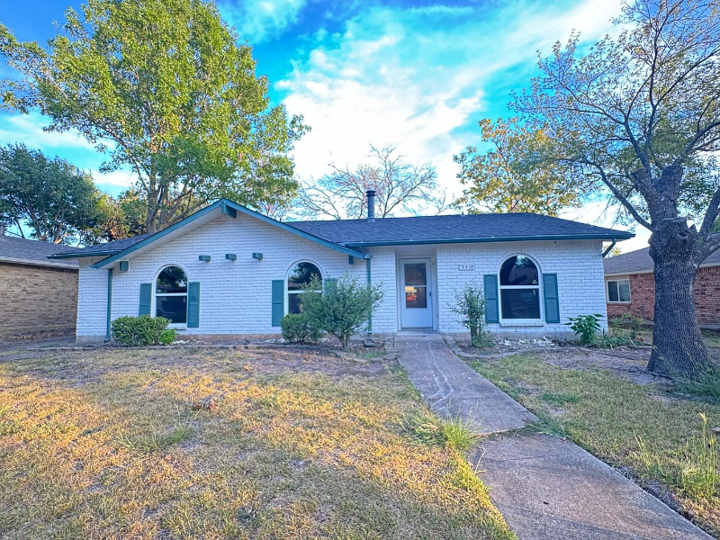 Garland House: 3410 Meadow Oaks Dr