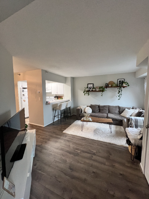 Arlington Condo: 900 N Stafford St