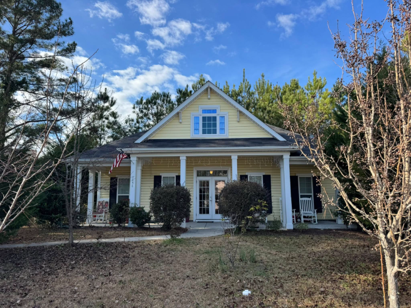 Conway House: 1854 Juniper Drive