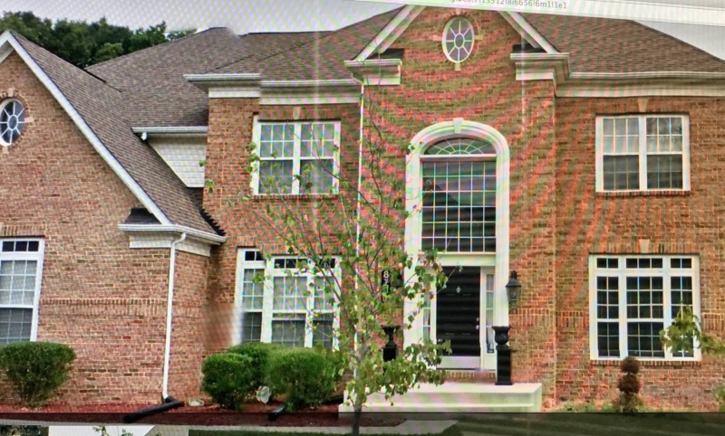 Clinton House: 8700 Dorian Ln