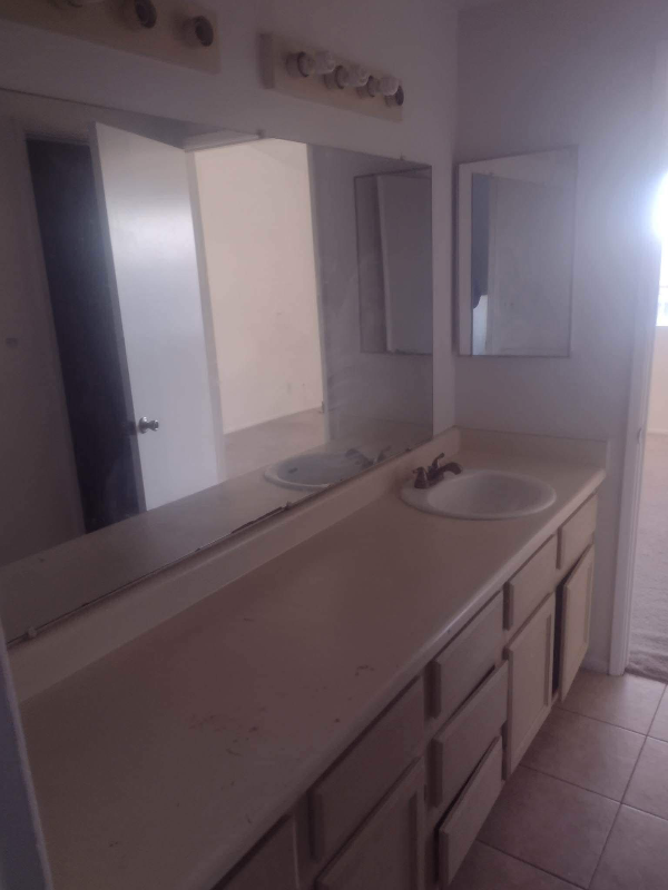 Phoenix Townhome: 12445 N 21st Ave