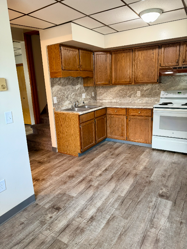 Olyphant Apartment: 114-116 Spruce St.