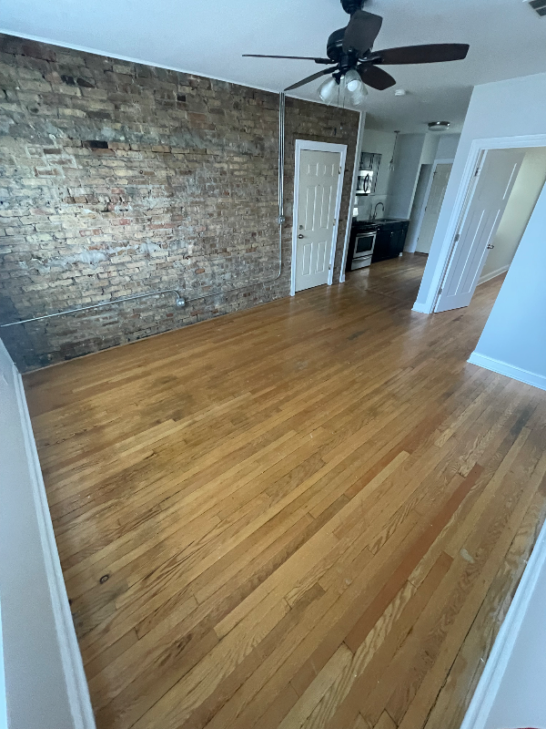 Chicago Apartment: 45 E 74th st