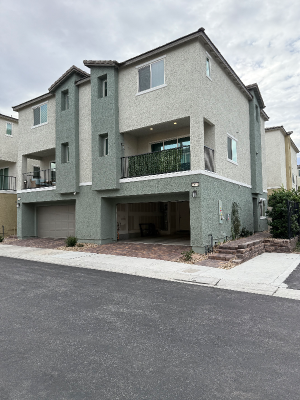 Las Vegas Townhome: 6831 Truffle Gray St