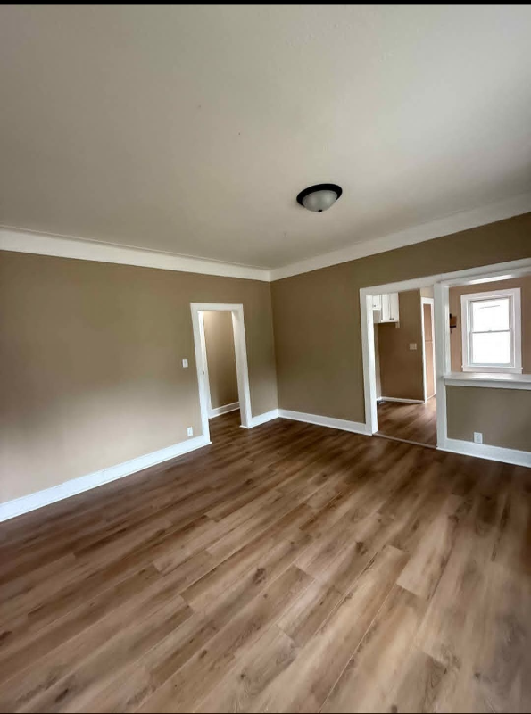 Saint Paul House: 1095 4th St E