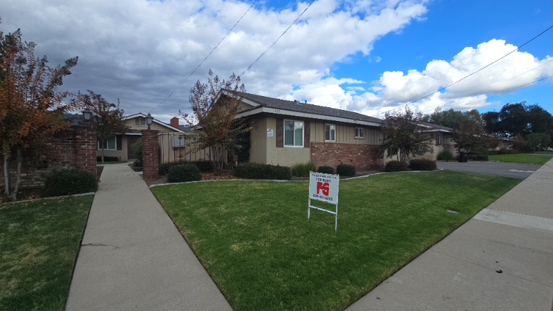 Glendora Apartment: 553 E. Lemon Ave