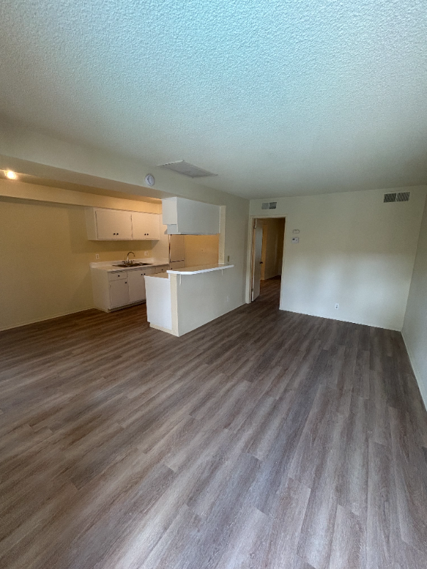 La Habra Apartment: 1001 E. Stearns Ave