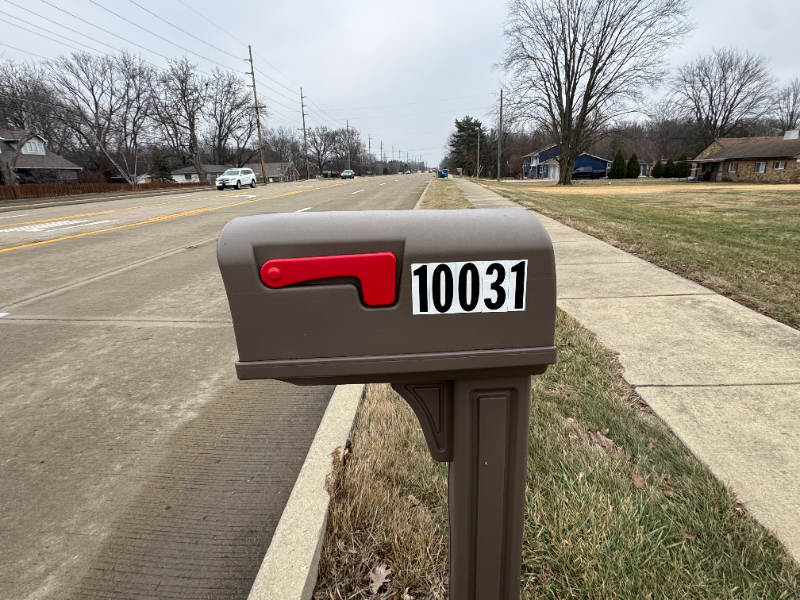 fishers House: 10031 e 126th st,