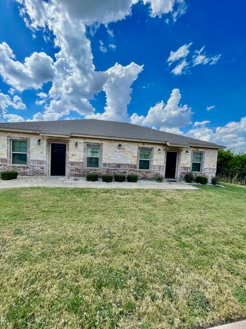 Waco House: 2001 Kirby Lee