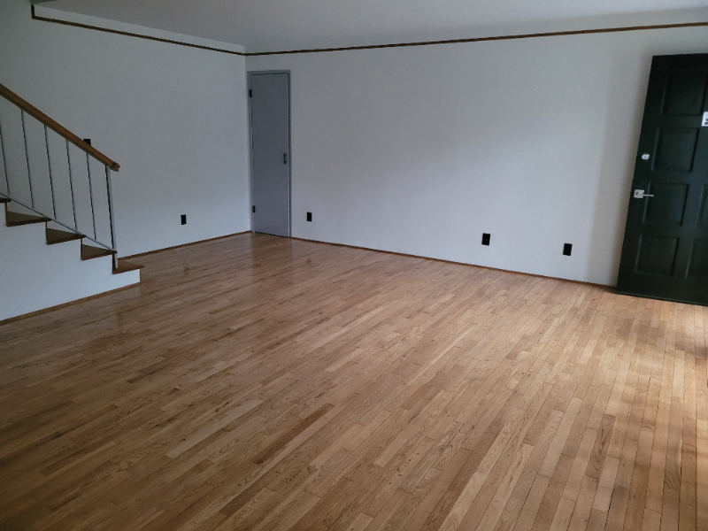 Venice Apartment: 1410 Venice Blvd.