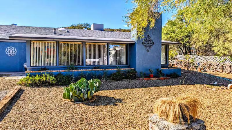 Cornville House: 9365 E Cornville Rd