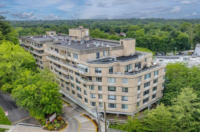 New Rochelle Condo: 1270 North Ave #
