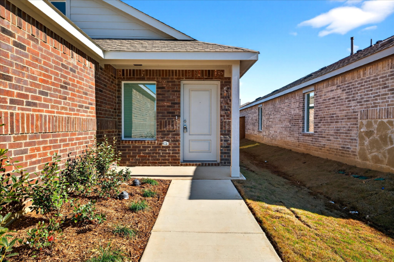 Aubrey House: 2037 Belgian Dr