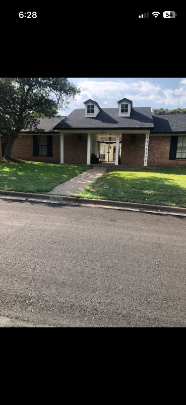 Woodway House: 8241 Forest Ridge Dr