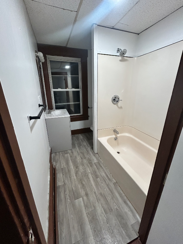 laconia Apartment: 68 Batchelder Street #2