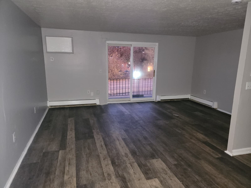 East Cleveland Apartment: 13540 Superior Road