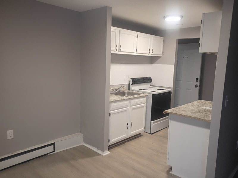 East Cleveland Apartment: 13540 Superior Road