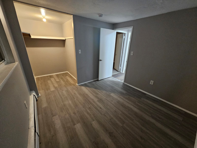 East Cleveland Apartment: 13540 Superior Road