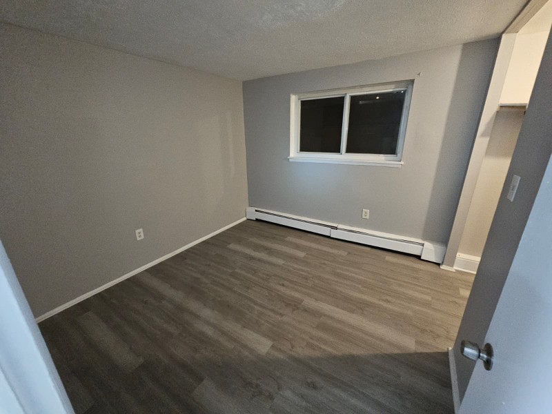 East Cleveland Apartment: 13540 Superior Road