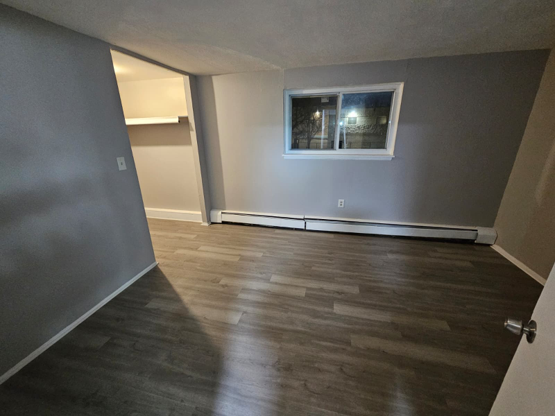 East Cleveland Apartment: 13540 Superior Road