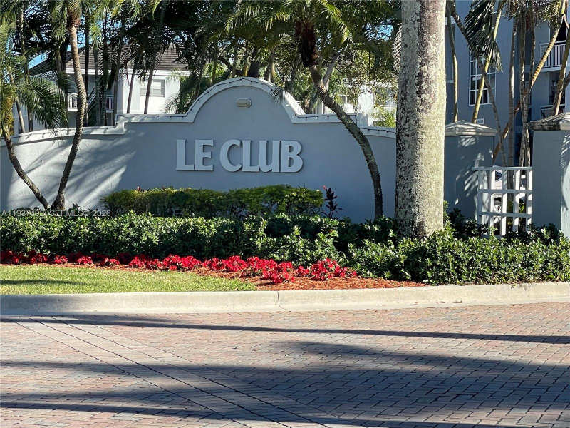 Cutler Bay Condo: 8650 SW 212th St