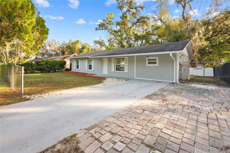 Dade City House: 14700 STATE ST