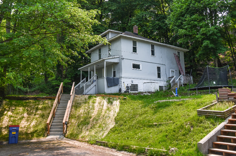 Grand Rapids House: 311 Marcella Ave NW