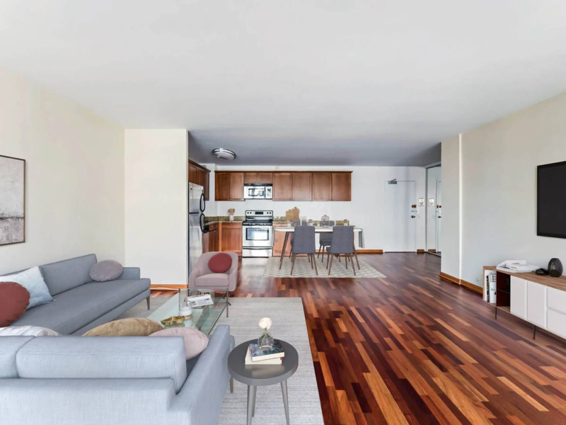 Chicago Condo: 2913 N Sheridan Rd